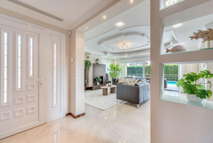 Image No.6-Villa / Détaché de 6 chambres à vendre à Marbesa