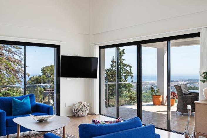 Image No.18-3 Bed Villa for sale