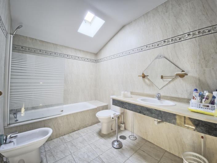 Image No.29-3 Bed Penthouse for sale