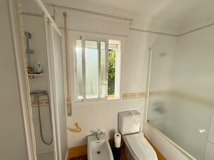 Image No.15-5 Bed Villa / Detached for sale