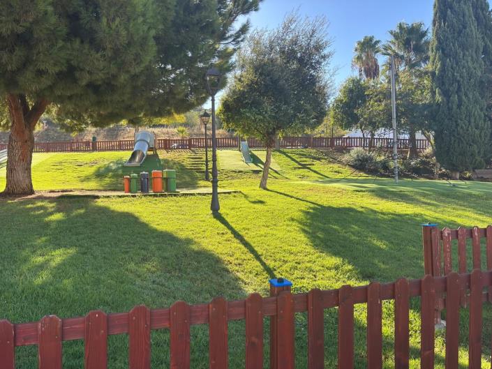 Image No.30-5 Bed Villa / Detached for sale