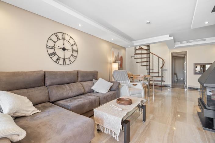 Image No.5-4 Bed Duplex for sale