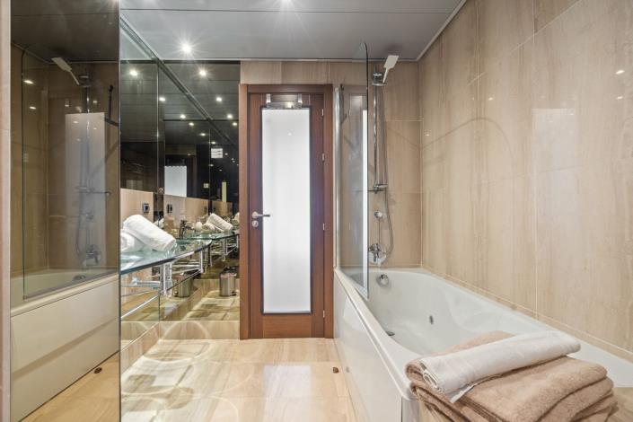 Image No.10-4 Bed Duplex for sale