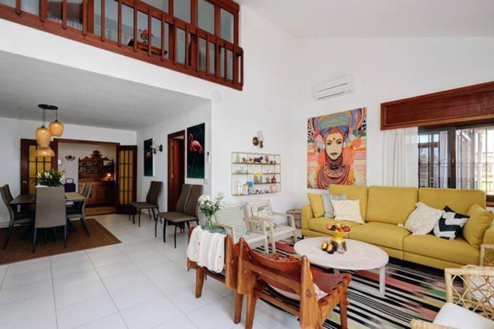 Image No.8-5 Bed Duplex for sale