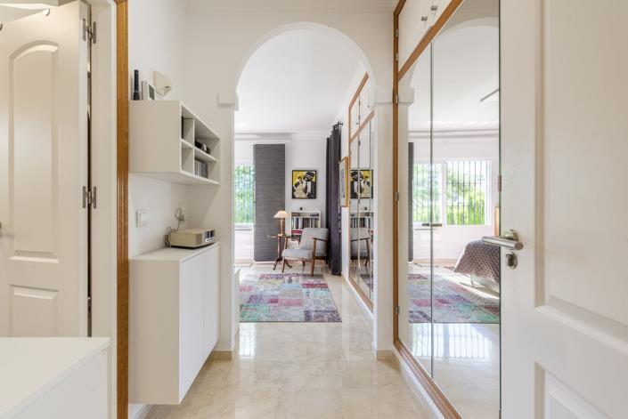 Image No.9-4 Bed Villa / Detached for sale