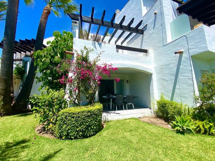 Image No.1-Maison de ville de 3 chambres à vendre à Marbella