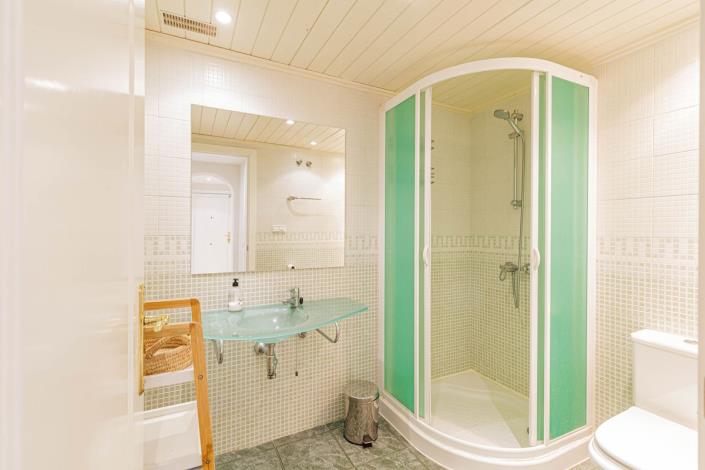 Image No.11-2 Bed Duplex for sale