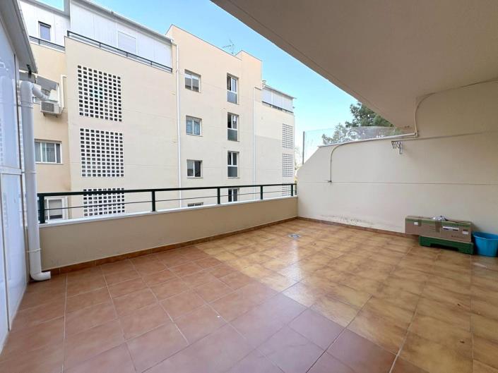 Image No.9-3 Bed Apartment for sale