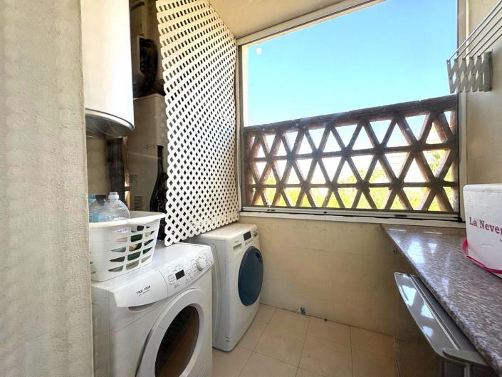 Image No.22-3 Bed Apartment for sale