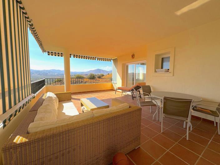 Image No.24-3 Bed Apartment for sale