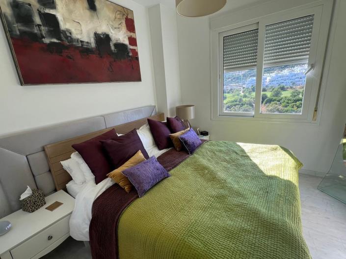 Image No.5-Appartement de 2 chambres à vendre à Estepona