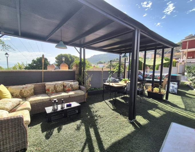 Image No.2-5 Bed Villa / Detached for sale