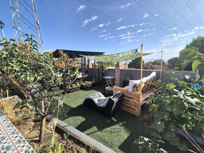 Image No.50-5 Bed Villa / Detached for sale