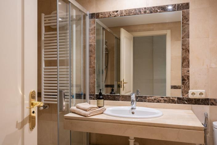 Image No.13-3 Bed Apartment for sale