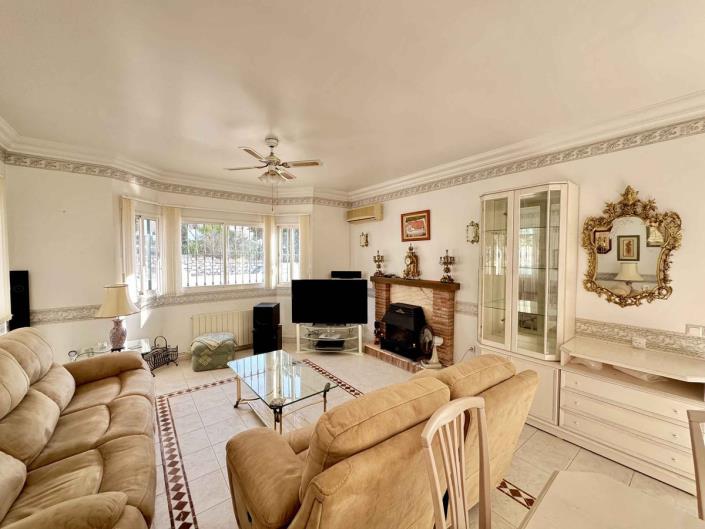 Image No.10-3 Bed Villa / Detached for sale