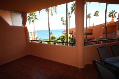 8-e64a9055bba3e77ac8aca3b893cdf826