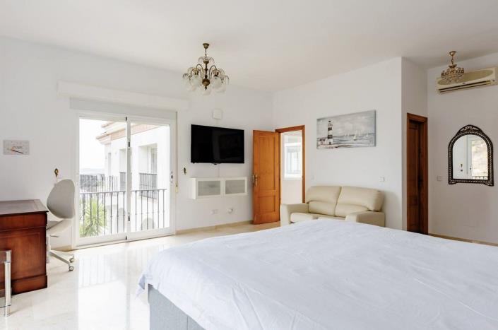 Image No.14-Villa / Détaché de 5 chambres à vendre à Valtocado