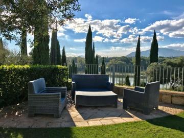 10-bb915d1cb19341576dcdc994b81ab9c5