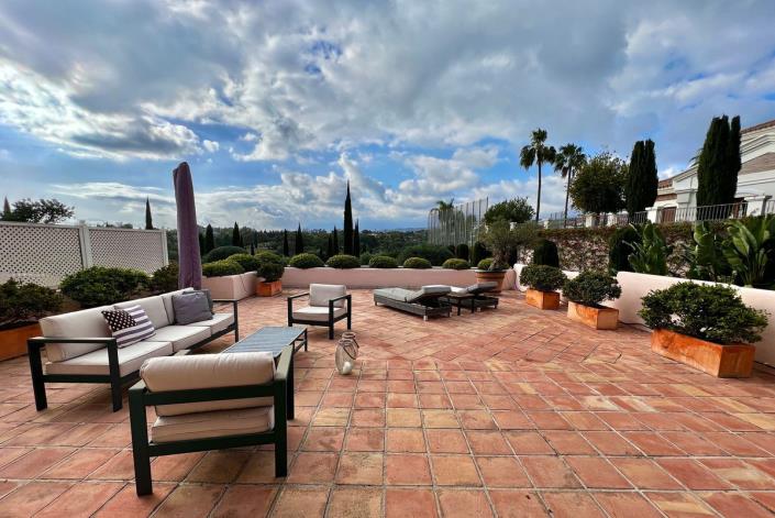 Image No.11-3 Bed Apartment for sale