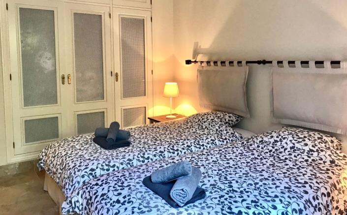 Image No.28-3 Bed Apartment for sale