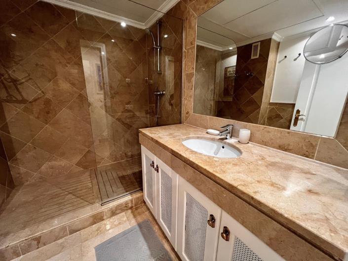 Image No.51-3 Bed Apartment for sale