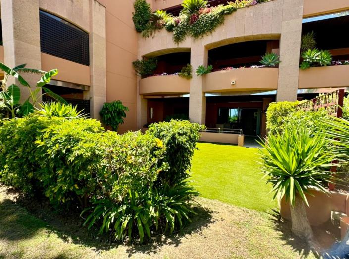 Image No.20-2 Bed Apartment for sale