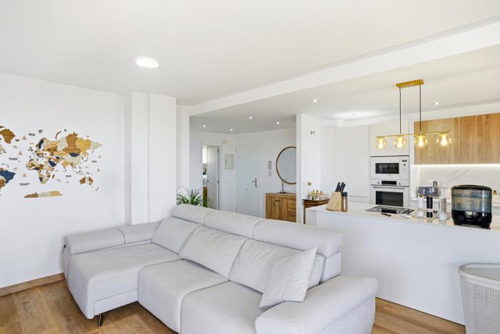 Image No.17-2 Bed Apartment for sale