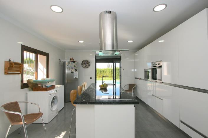 Image No.6-Villa / Détaché de 8 chambres à vendre à Mijas