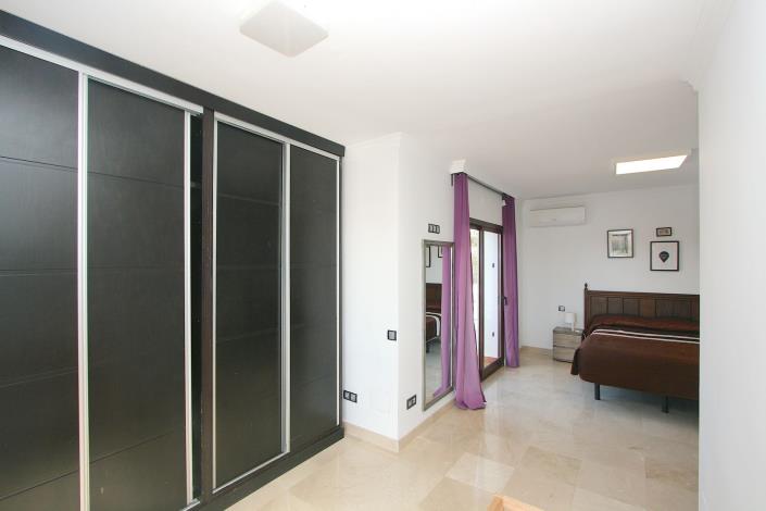 Image No.19-Villa / Détaché de 8 chambres à vendre à Mijas