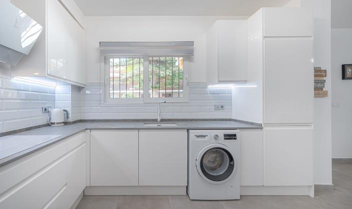 Image No.3-3 Bed Townhouse for sale