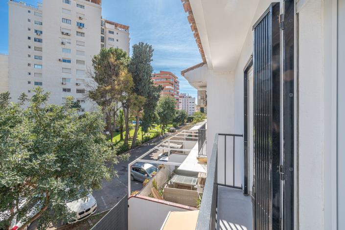 Image No.24-3 Bed Townhouse for sale