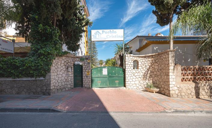 Image No.51-3 Bed Townhouse for sale