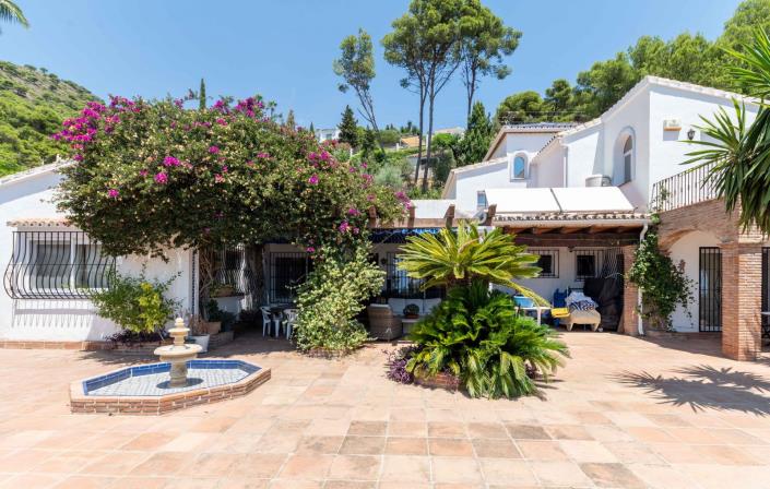 Image No.1-Villa / Détaché de 5 chambres à vendre à Mijas