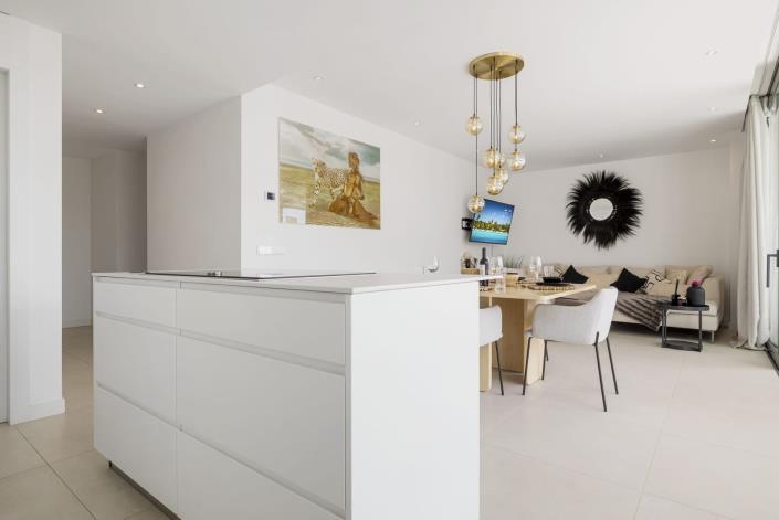 Image No.7-2 Bed Apartment for sale