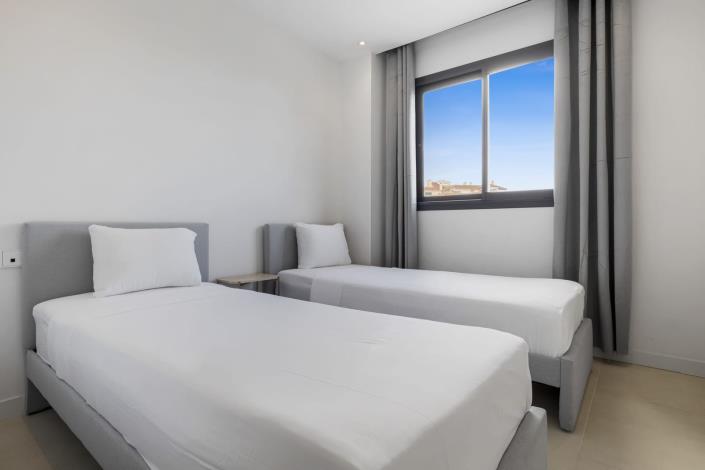 Image No.13-2 Bed Apartment for sale