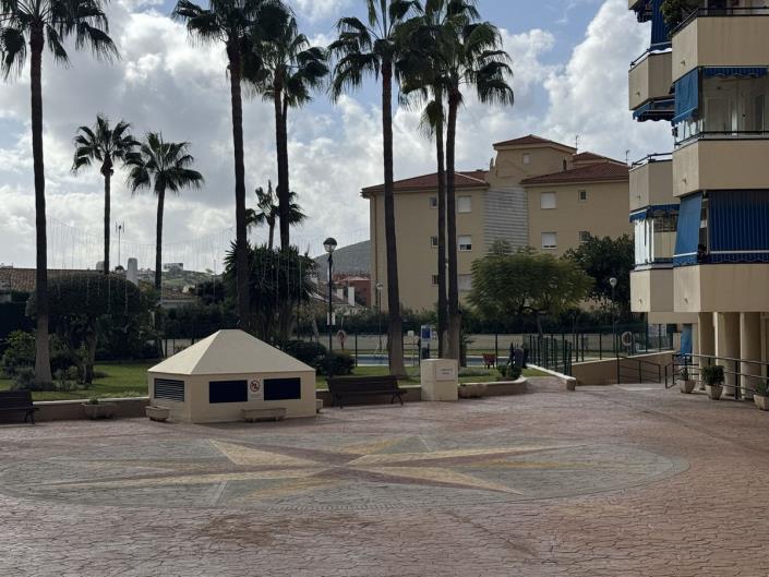 Image No.22-3 Bed Apartment for sale