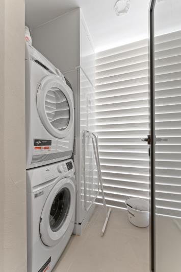 Image No.23-2 Bed Apartment for sale