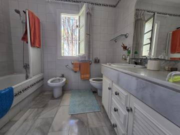 9-467d0cee5b725f3ef65f102a0c2e69c0