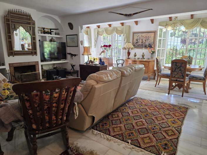 Image No.31-4 Bed Villa / Detached for sale