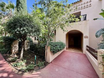 16-ec67b526875bf0124b6ce4328a754439