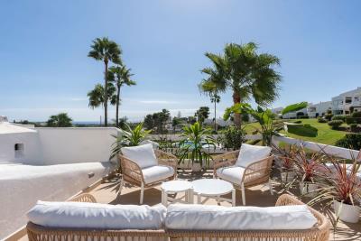 2-5bd7b9d04b45e33852eaf0ec6670150d