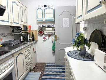 13-5fd73dea700db77384c091ca9818b1a9