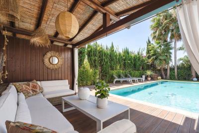 4-c23c0f86247804fa50226aecd8b0b2c8