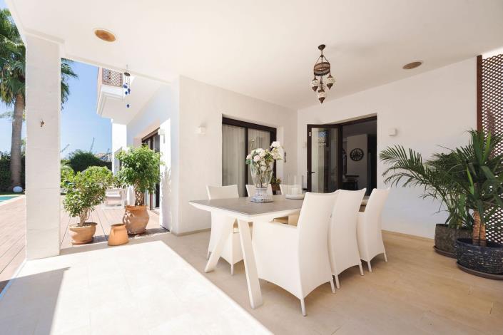 Image No.5-Villa de 4 chambres à vendre à San Pedro de Alcantara