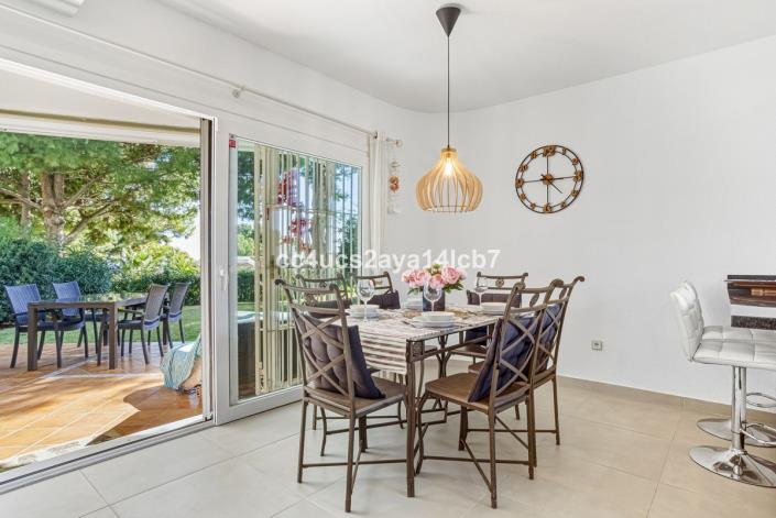 Image No.7-3 Bed Apartment for sale