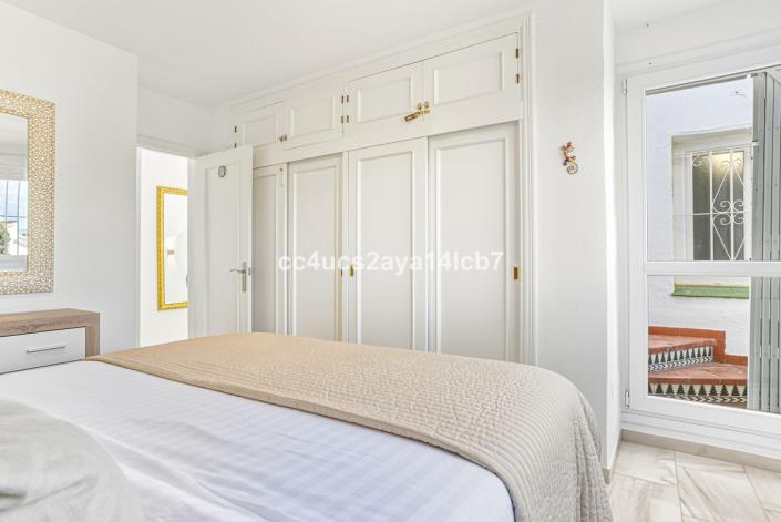 Image No.14-3 Bed Apartment for sale