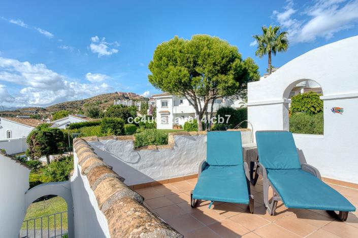 Image No.23-3 Bed Apartment for sale