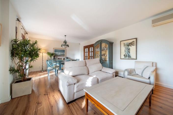 Image No.26-5 Bed Villa for sale