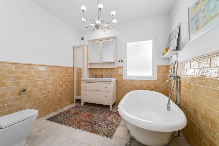 Image No.16-4 Bed Villa for sale