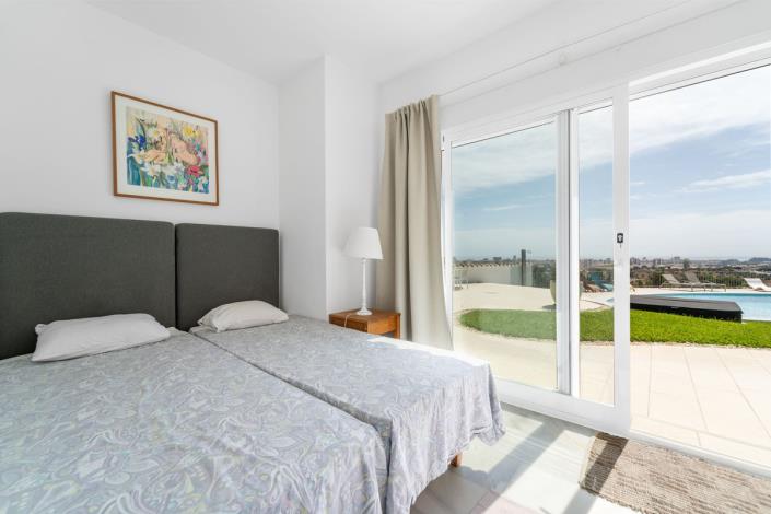 Image No.18-4 Bed Villa for sale